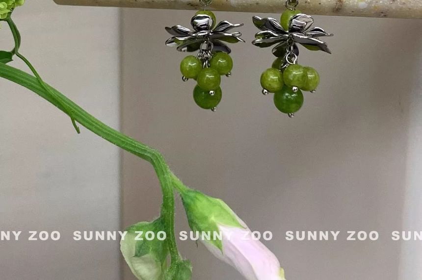 Earring Dangle Grape