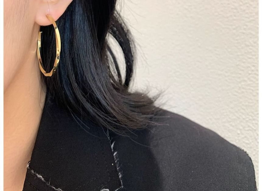 Earring Hoop Twisted