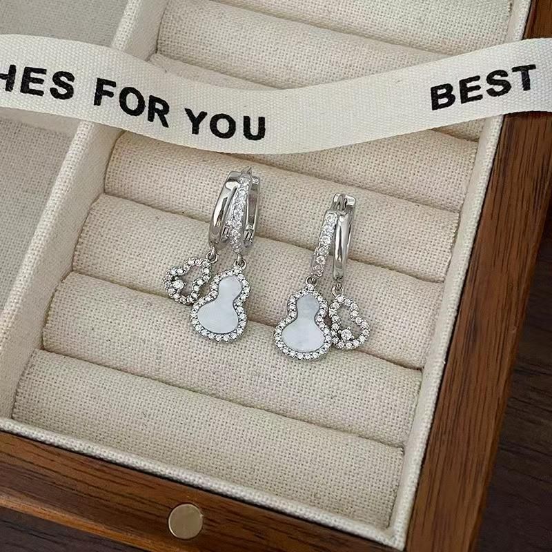 Earring CZ Hoop Calabash