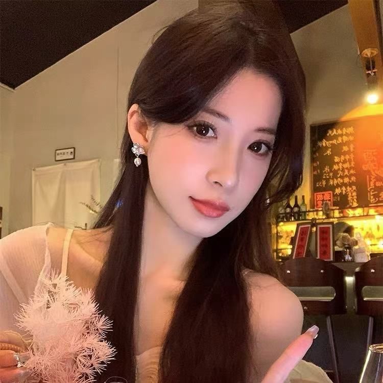 Earring Dangle Floral