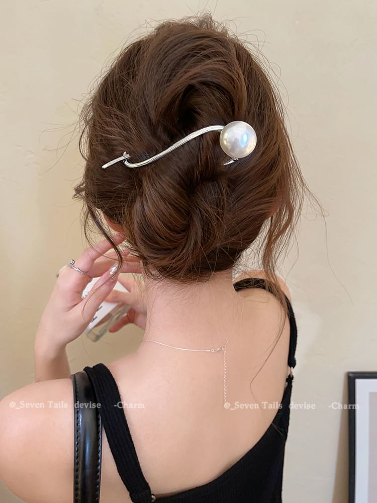 Pearl Faux Hair Clip