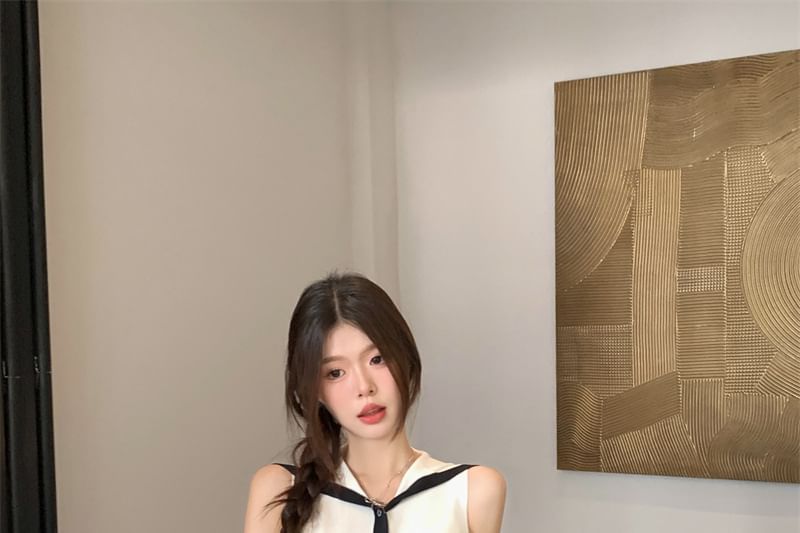 Sailor Collar Button-Up Knit Sleeveless Top