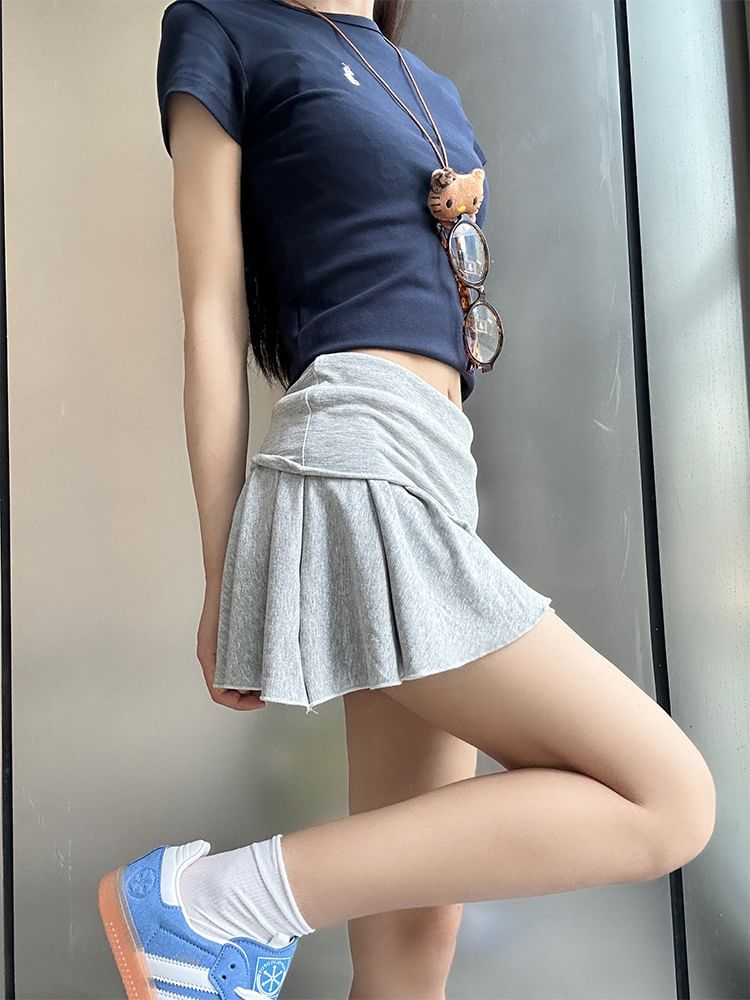 Plain Rise Mini Skirt Low