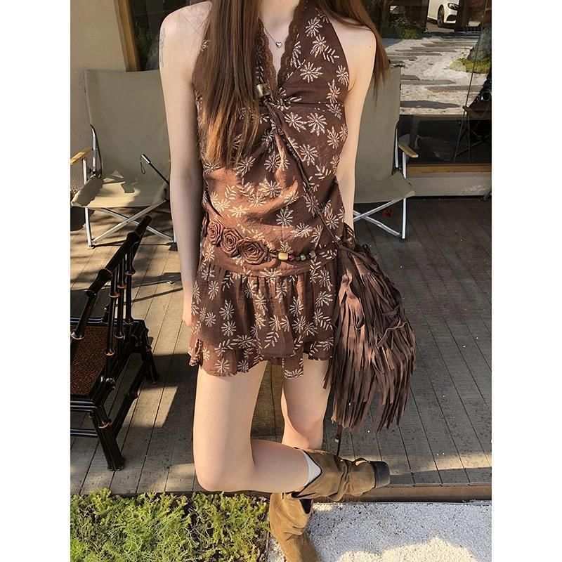 Skirt / Mini V-Neck Print Sleeveless Top