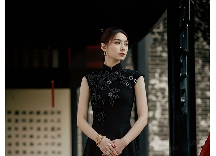 Evening Sleeveless Mock A-Line Neck Floral Embroidered Gown