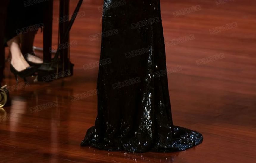 Gown Glitter Evening A-Line Sleeveless V-Neck Rhinestone