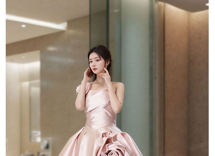 Detail Wedding Plain Gown Strapless Flower Ball