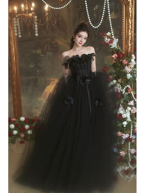 Plain Strapless A-Line Detail Flower Gown Evening