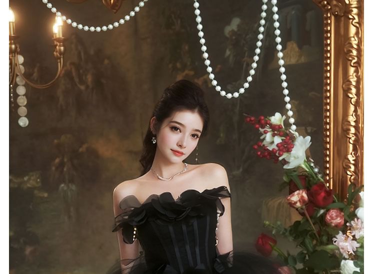 Plain Strapless A-Line Detail Flower Gown Evening