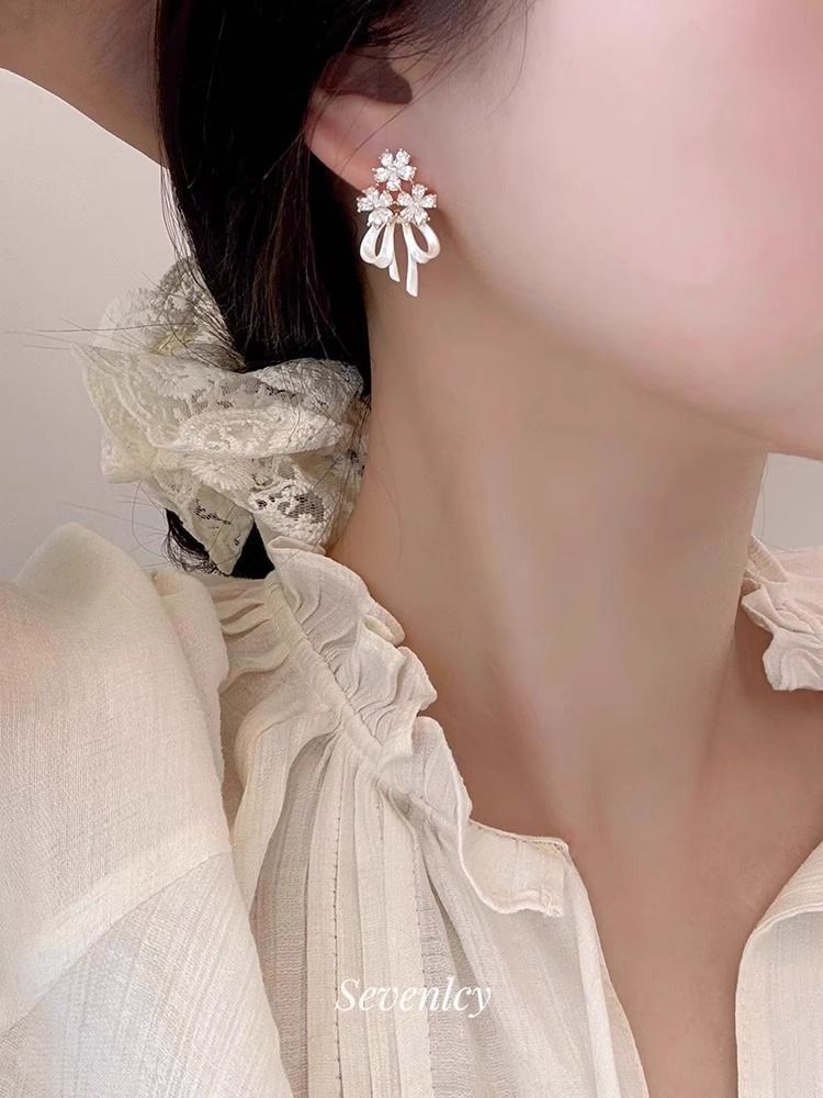 Earring Flower Drop Rhinestone Bow