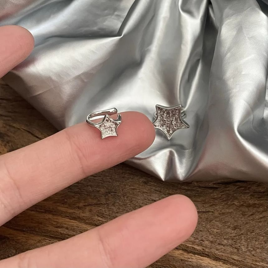 Ear Star Asymmetrical Cuff