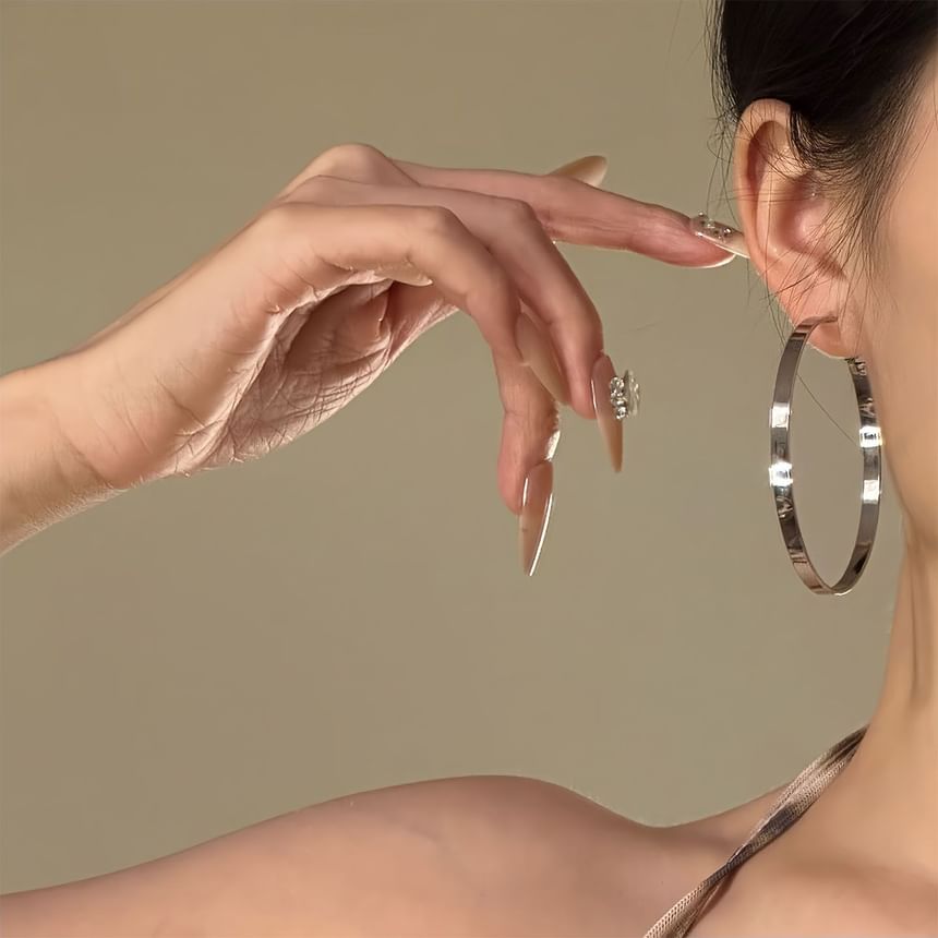 Leverback Hoop Shiny Earring