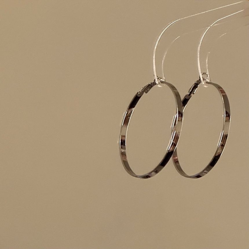 Leverback Hoop Shiny Earring