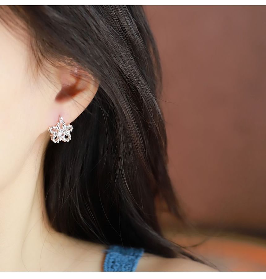 Flower Rhinestone Earring Huggie