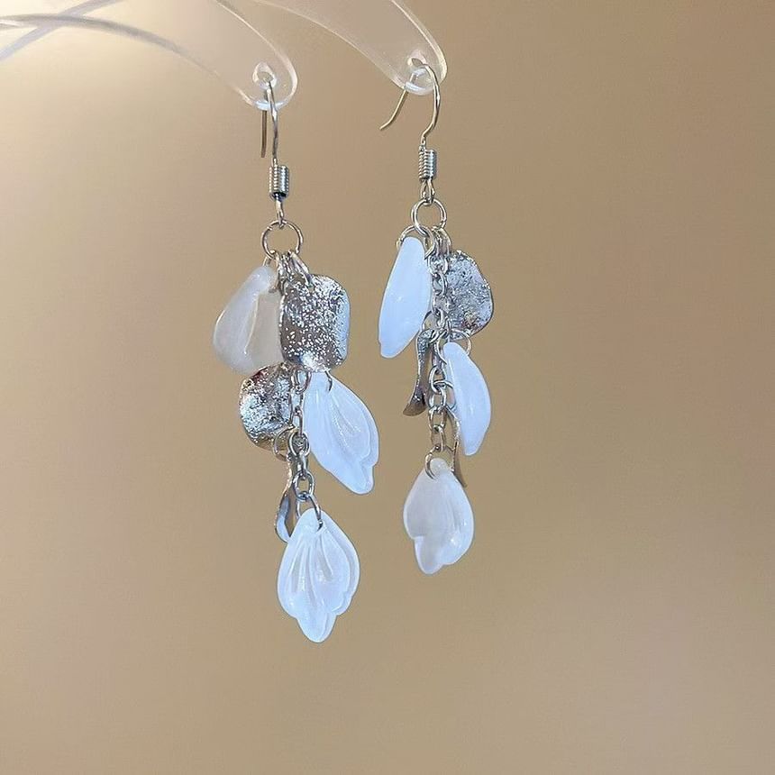 Hook Shell Fringed Drop Earring