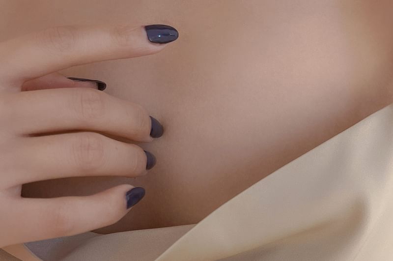 Leaf Faux Choker Pearl