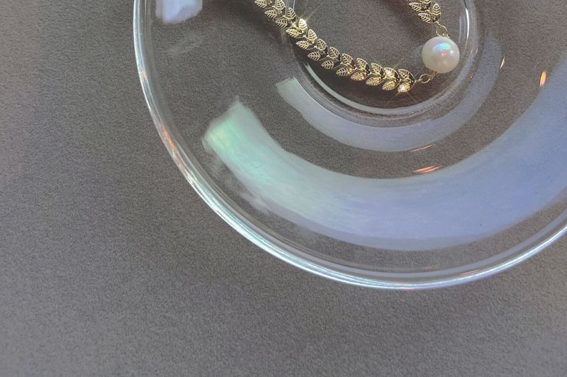 Leaf Faux Choker Pearl