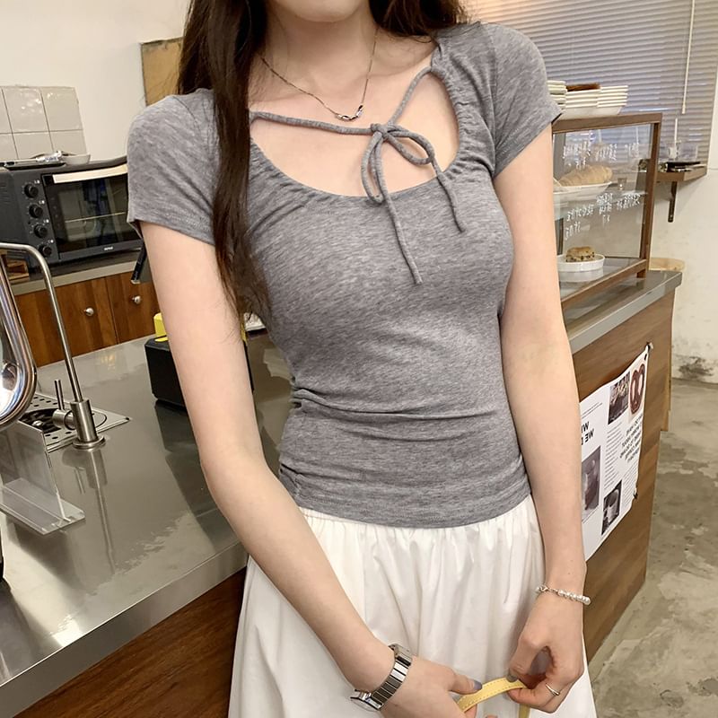 Top Plain U-Neck Short-Sleeve Crop