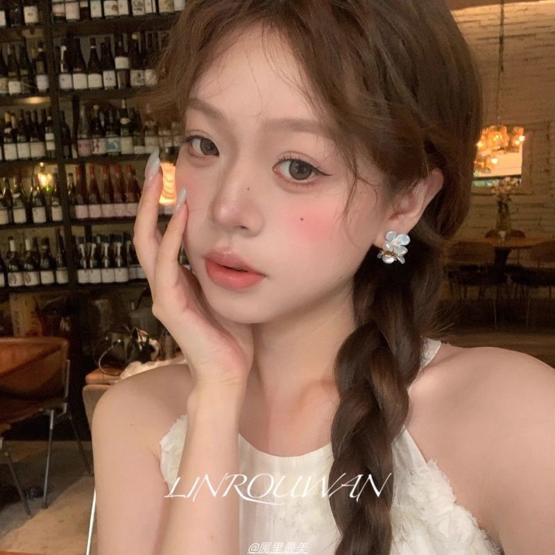 Acrylic Earring Alloy Floral Stud