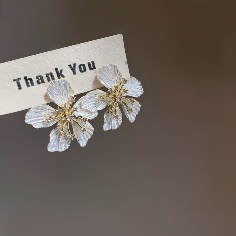 Statement Alloy Earring Floral