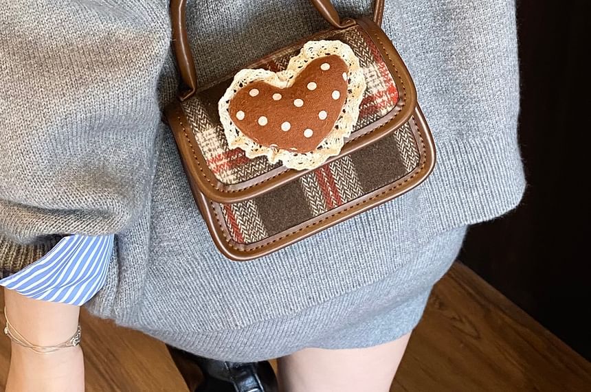 Bag Handle Heart Plaid Applique Crossbody Flap Top