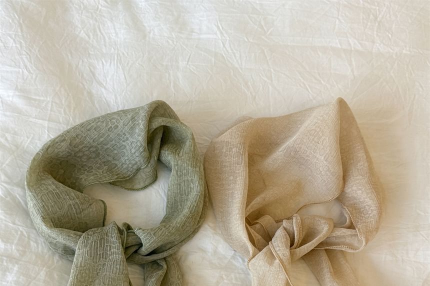 Floral Jacquard Sheer Scarf