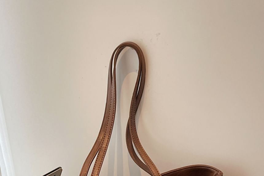 With Faux Plain Bag Tote Leather Charm