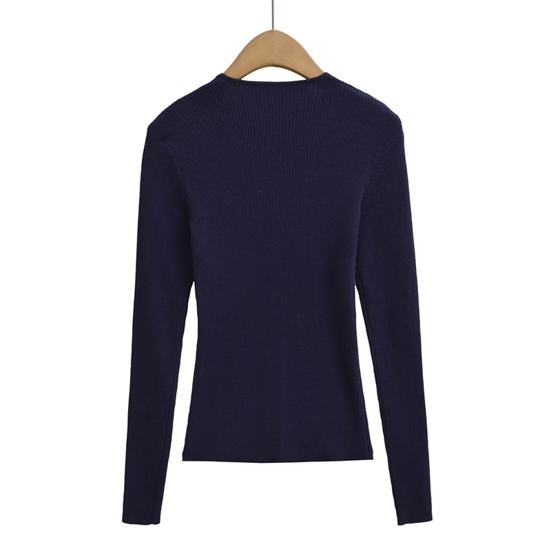 Knit V-Neck Long-Sleeved Top
