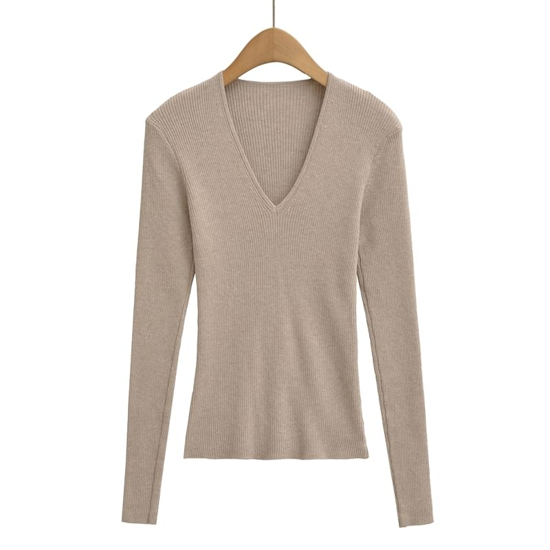 Knit V-Neck Long-Sleeved Top