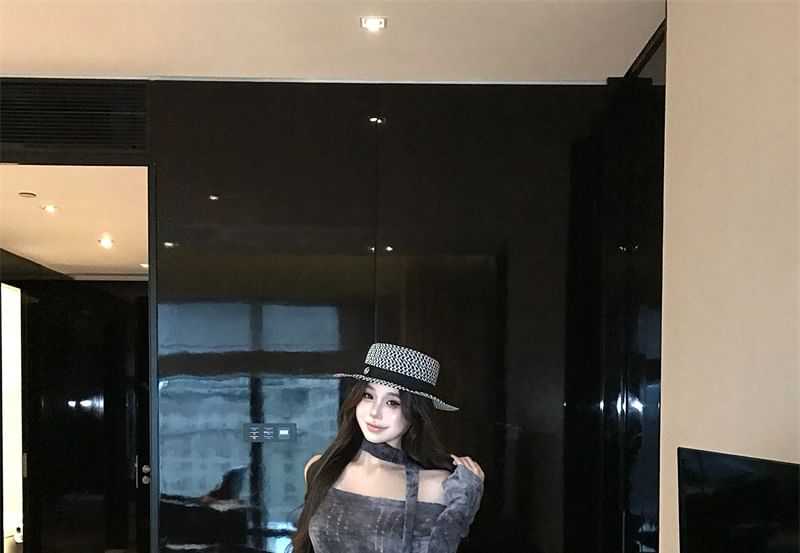 Tie-Dye Off-Shoulder Perforated Slim Top Set with Scarf