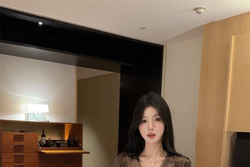 Asymmetric Plain V-Neck Long-Sleeved Blouse Set with Belt