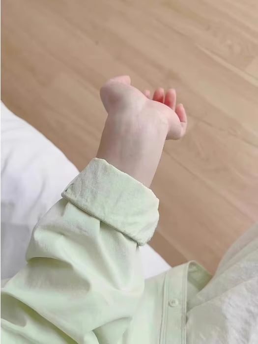 Oversized Plain Button-Up Long-Sleeved Shirt