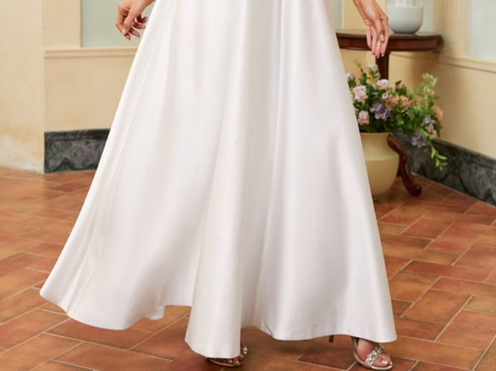 Plain A-Line Sleeveless Gown Evening V-Neck