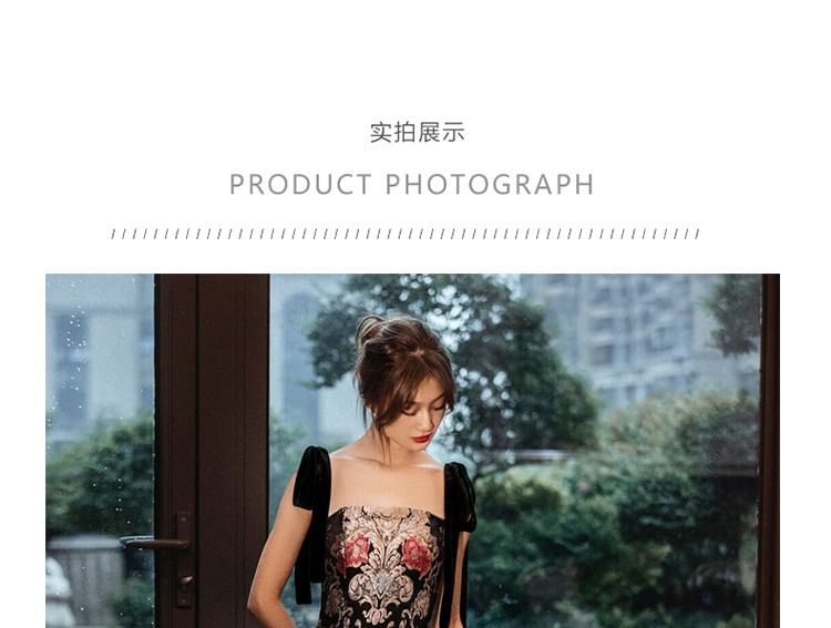 Sleeveless Floral A-Line Evening Print Gown