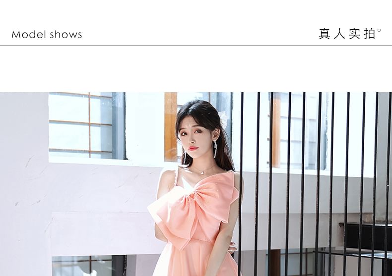 Gown A-Line Evening Plain Sleeveless Front Bow