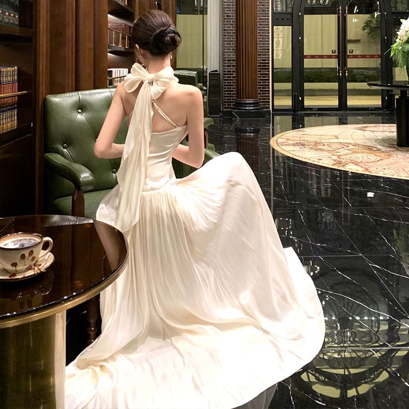 Gown Sleeveless Tie-Neck Evening Plain Halter A-Line