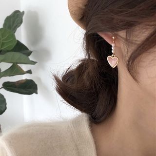 Heart / Drop Faux Pearl Clip-On Earring