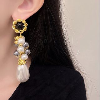 Faux Earring Pearl Drop