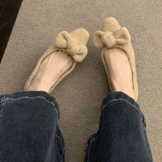 Bow Flats Toe Wool Square