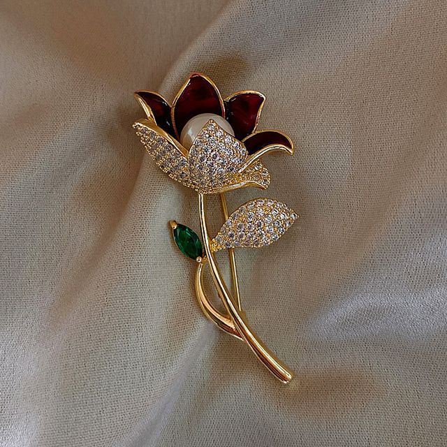 Brooch Pearl