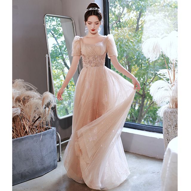 Designs) Evening Sequined (Various Puff-Sleeve Lace-Up A-Line Gown Back