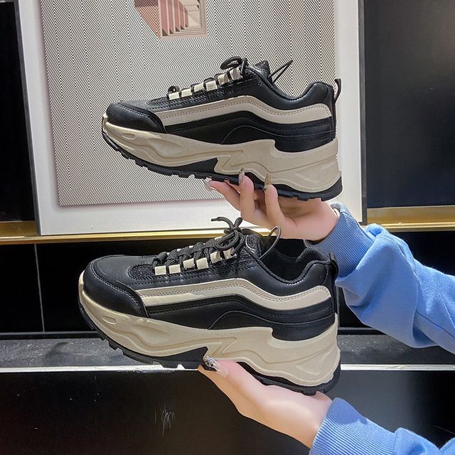 Sneakers Two-Tone Athletic Platform