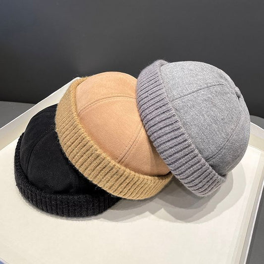 Plain Docker Hat
