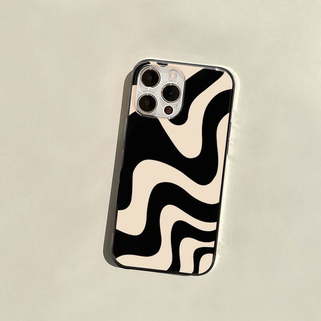 Phone Wavy Print Case