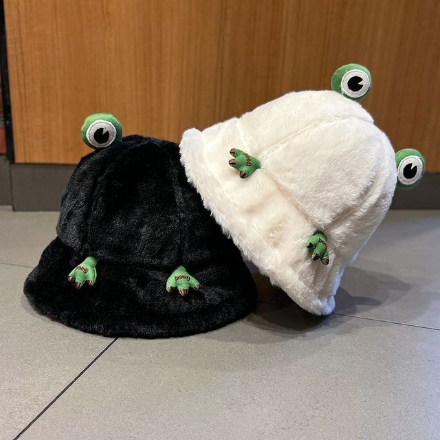 Bucket Hat Frog Chenille