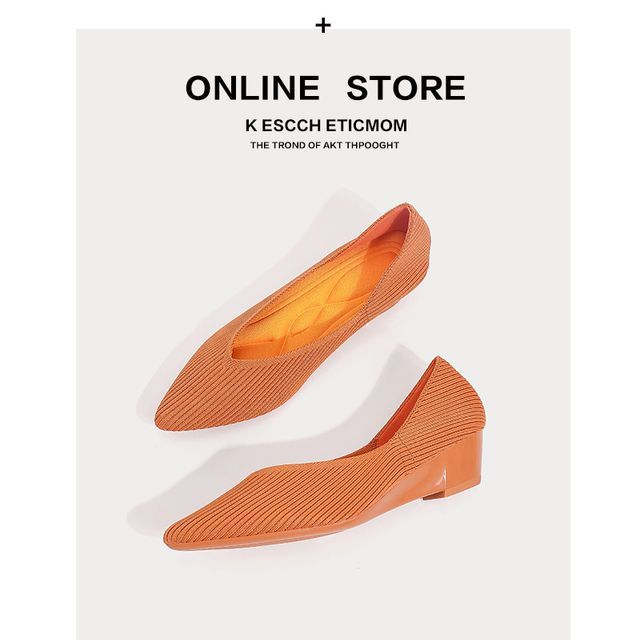 Pointed Wedge-Heel Pumps