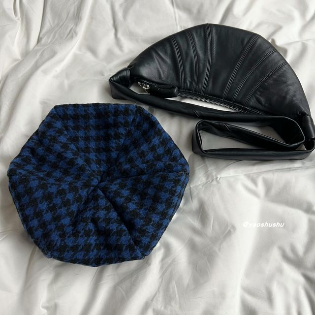 Beret Houndstooth Panel
