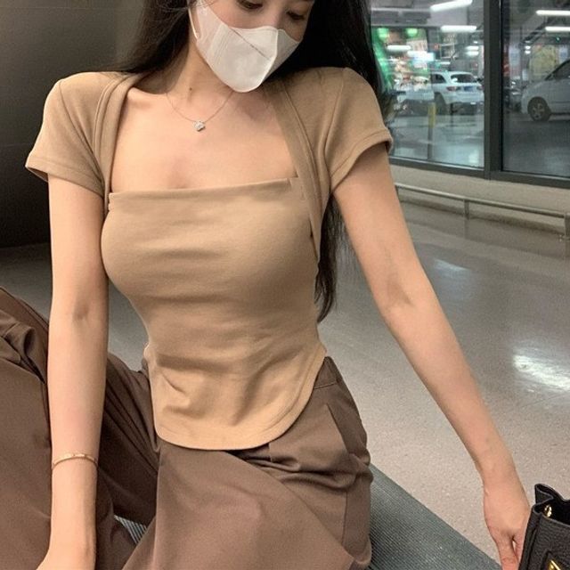 Square Plain T-Shirt Short-Sleeve Neck