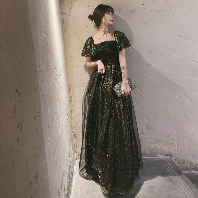 Short-Sleeve Cocktail Flower Dress / Accent Evening A-Line Gown