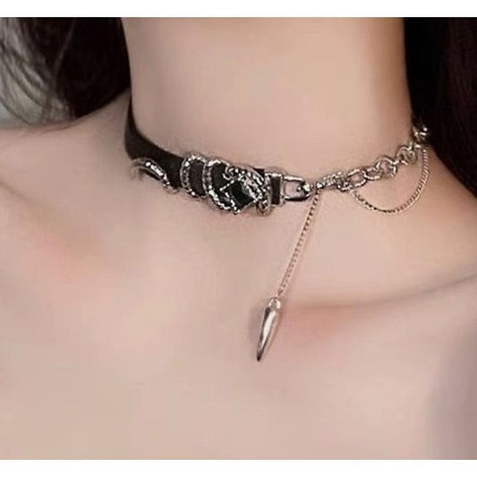 Choker Faux / Chained Leather Bracelet